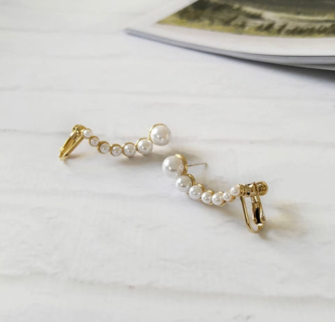 The “Girls with Pearls” Ear Cuff