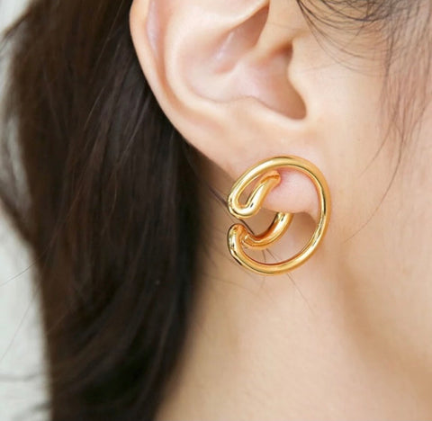 The “Prue” Earrings